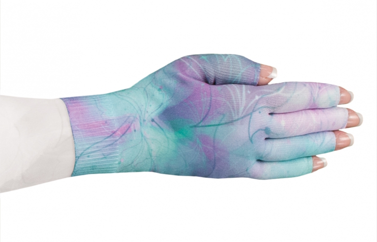 LympheDivas Specialty Print Patterns Compression Glove Luna Model